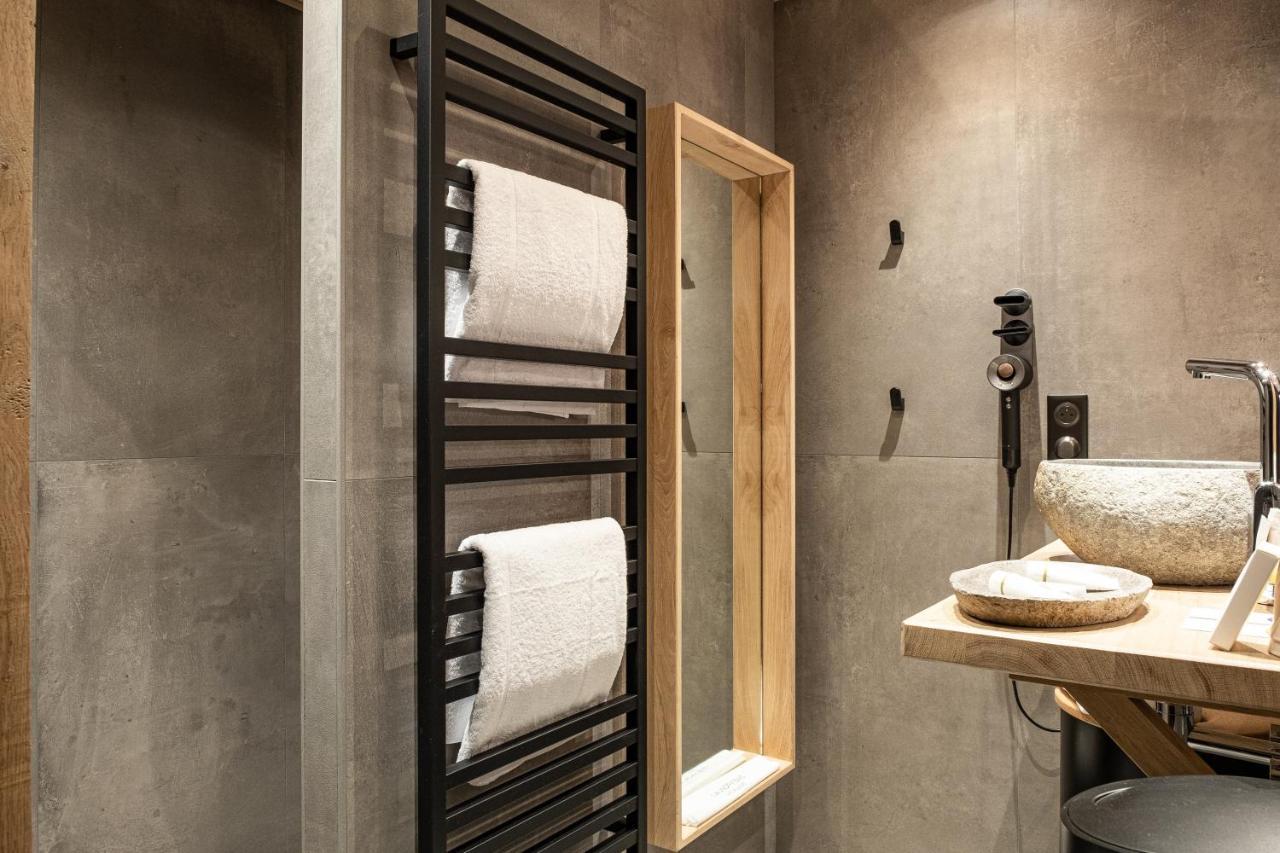 Le Studio Des Pres Verts Suite Design Avec Jacuzzi Privatif Jouey Luaran gambar